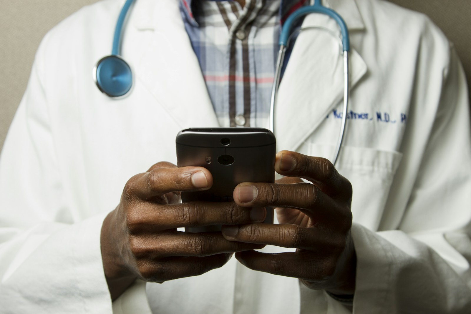 HIPAA compliance India healthtech 2026 — PHI safeguards for Indian healthcare companies